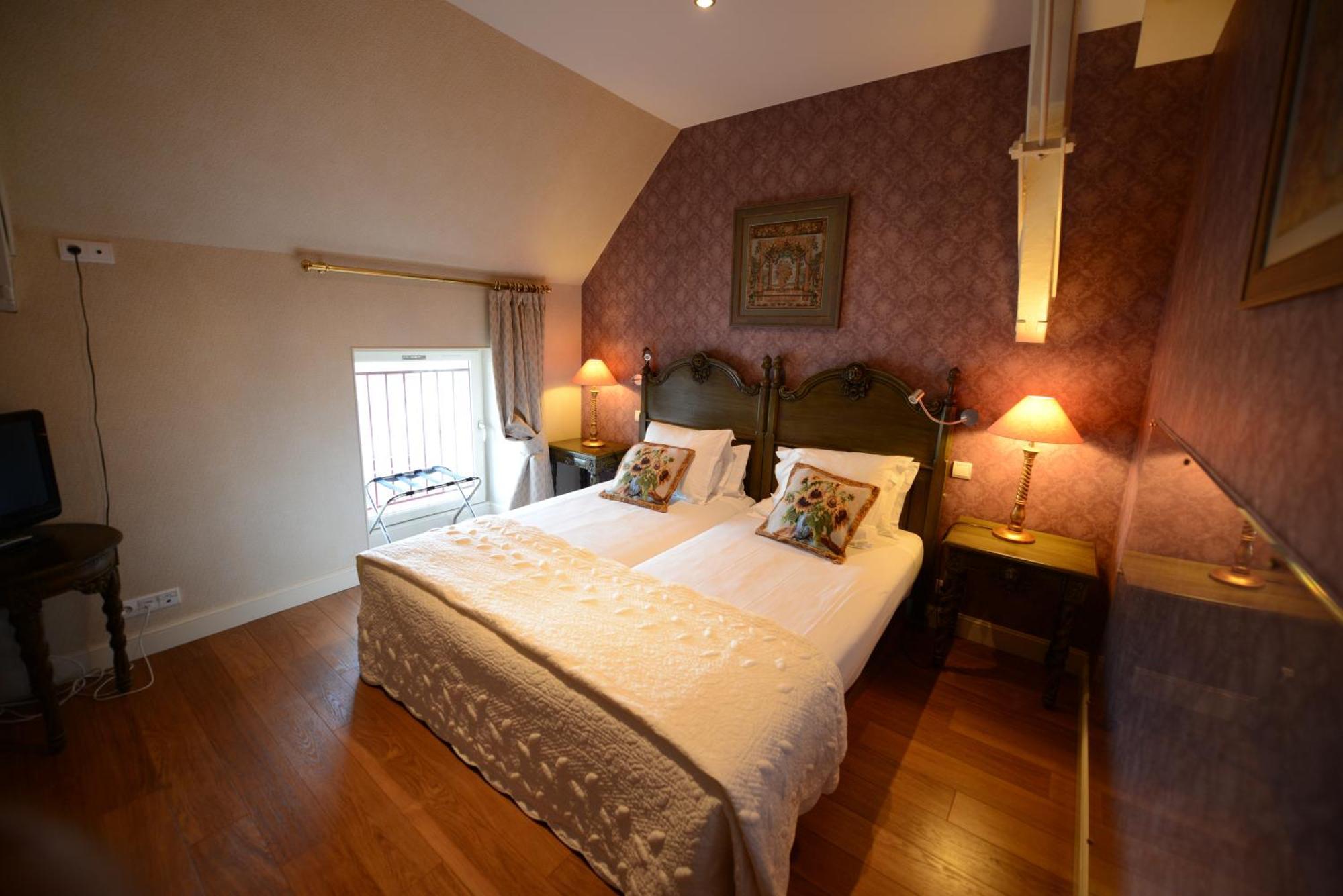 Chateau Du Boisniard Hotel 5*