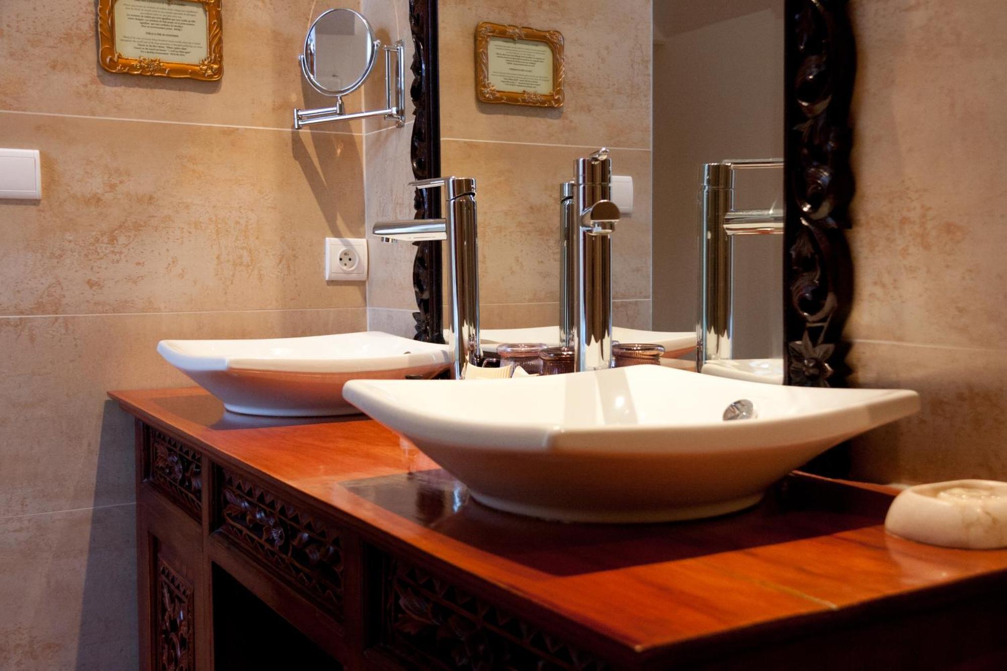 Chateau Du Boisniard Hotel Chambretaud