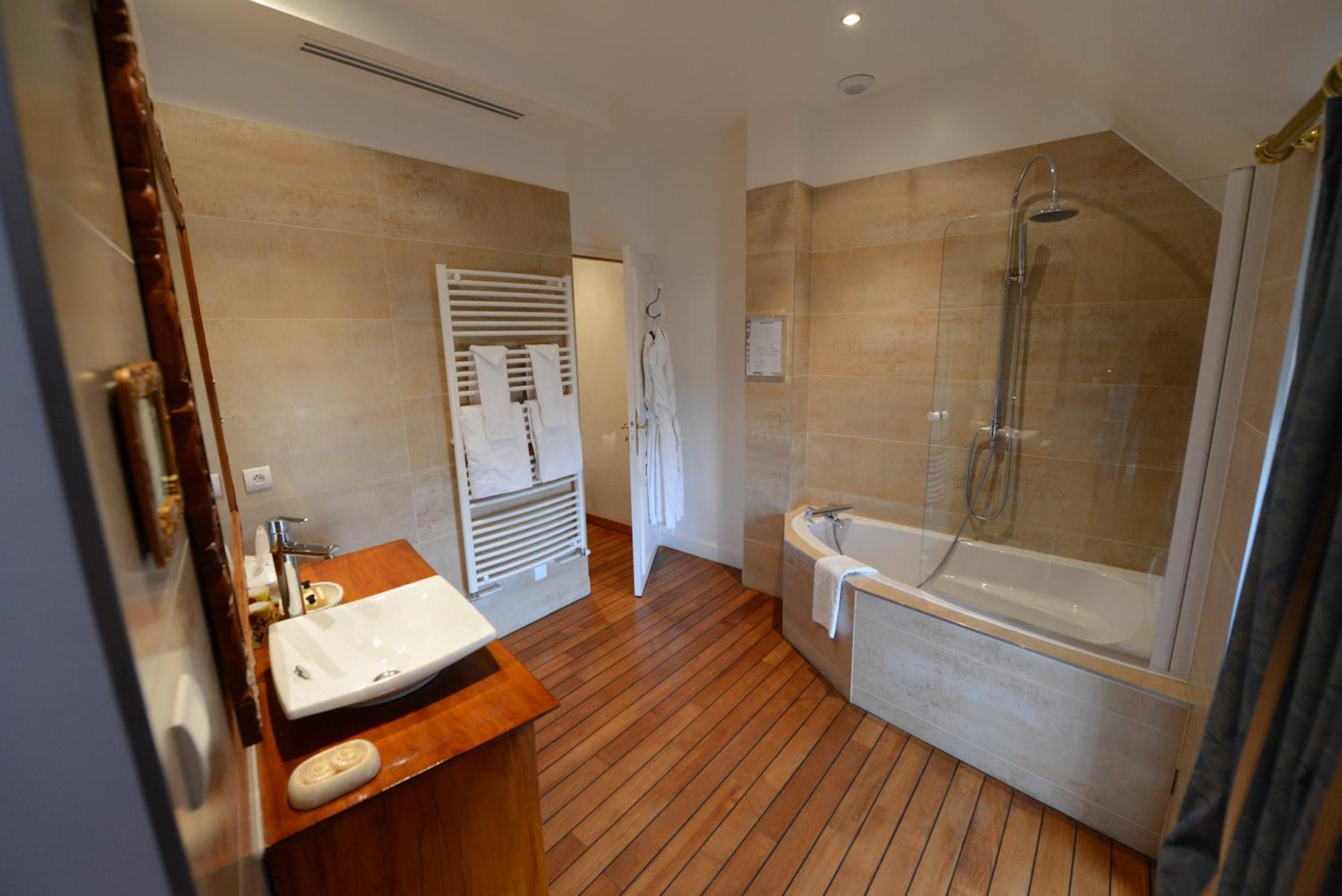Hotel Chateau Du Boisniard Chambretaud