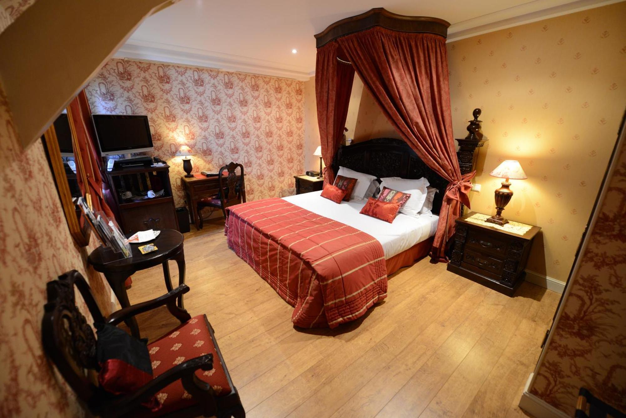 Chateau Du Boisniard Chambretaud